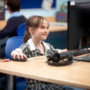 girl on the computer