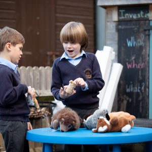 pupils with finger puppets